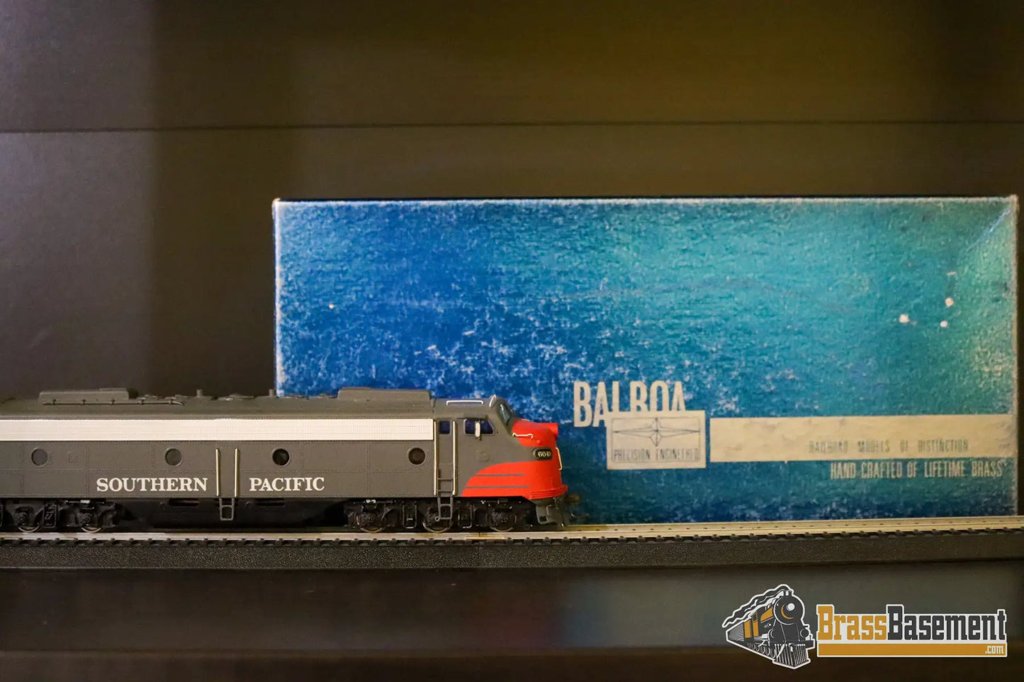 Budget Brass Balboa Distributors Southern Pacific SP E8A Nice Custom Paint Diesel