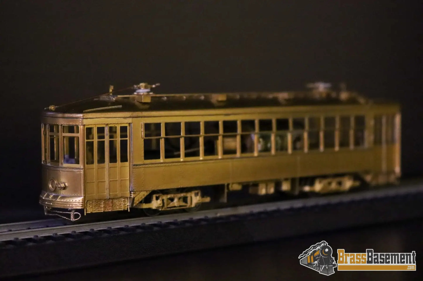 Budget Brass - HO MTS New Orleans NOPS 900 Series Trolley - Unpainted - Ajin Korea