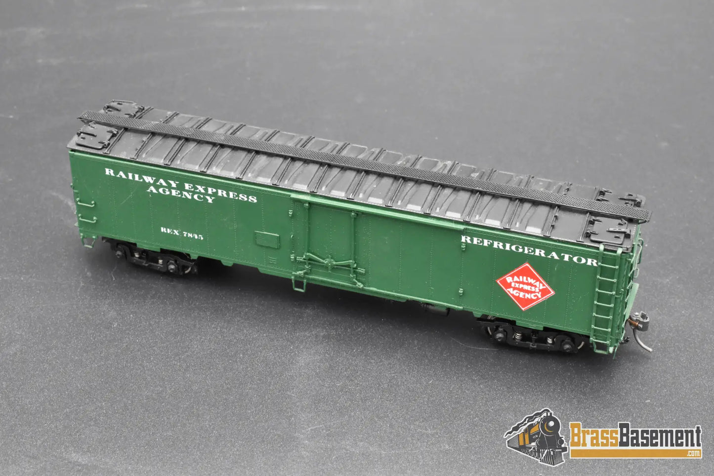 HO Brass – 2068.1 REA Railway Express Agency Refrigerator Car – F/P – Mint Freight Car