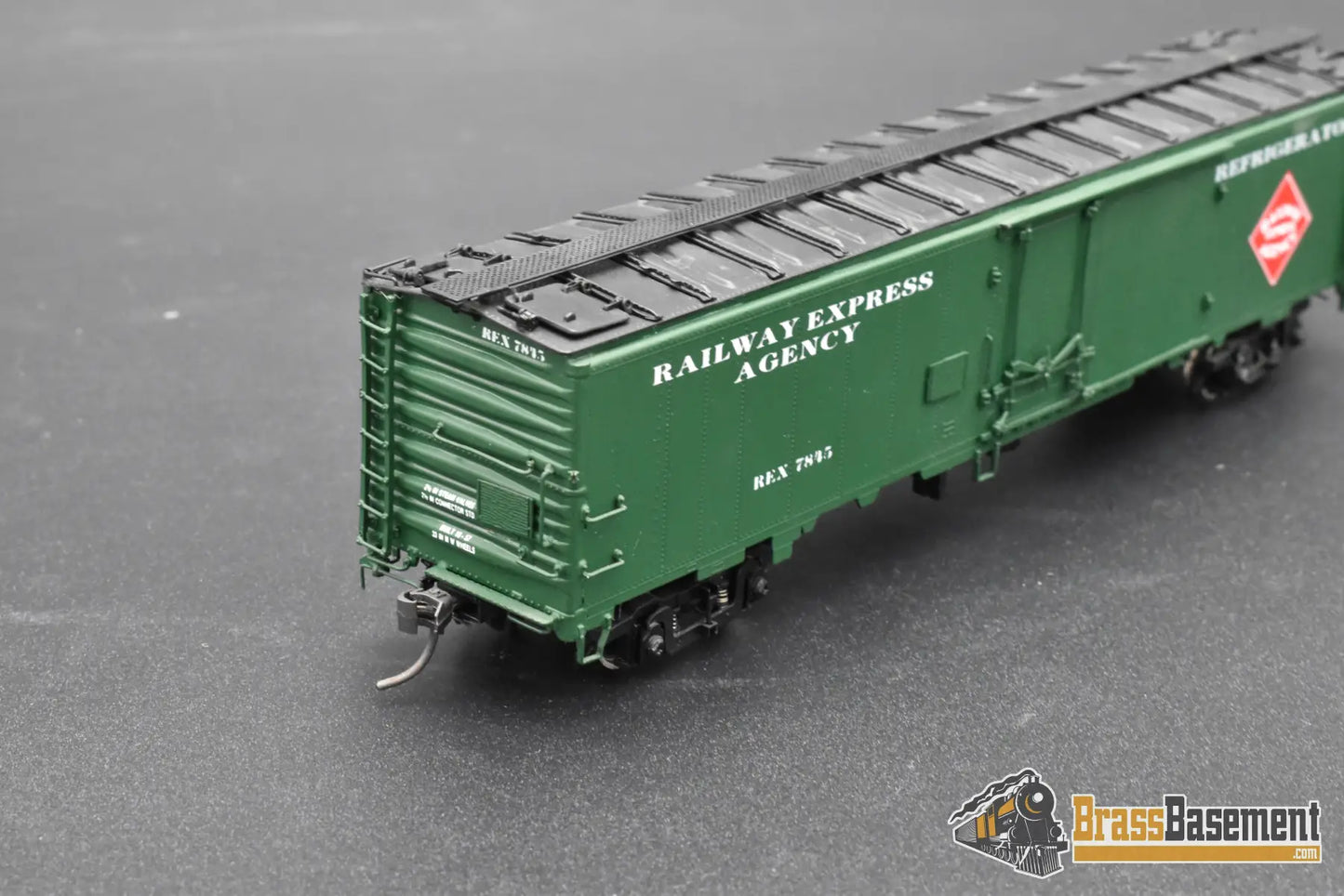 HO Brass – 2068.1 REA Railway Express Agency Refrigerator Car – F/P – Mint Freight Car