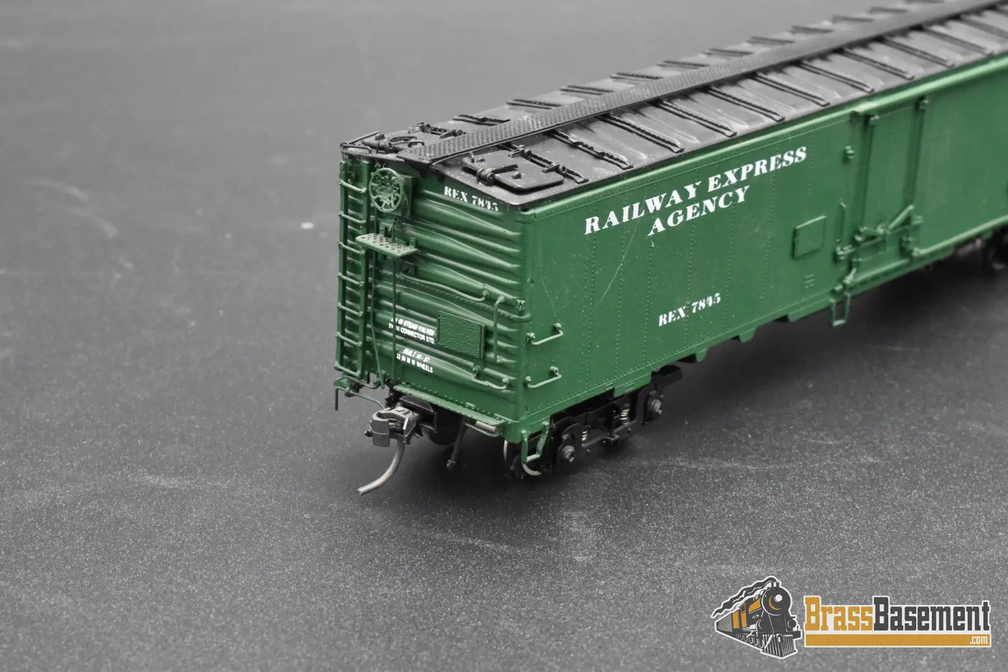 HO Brass – 2068.1 REA Railway Express Agency Refrigerator Car – F/P – Mint Freight Car