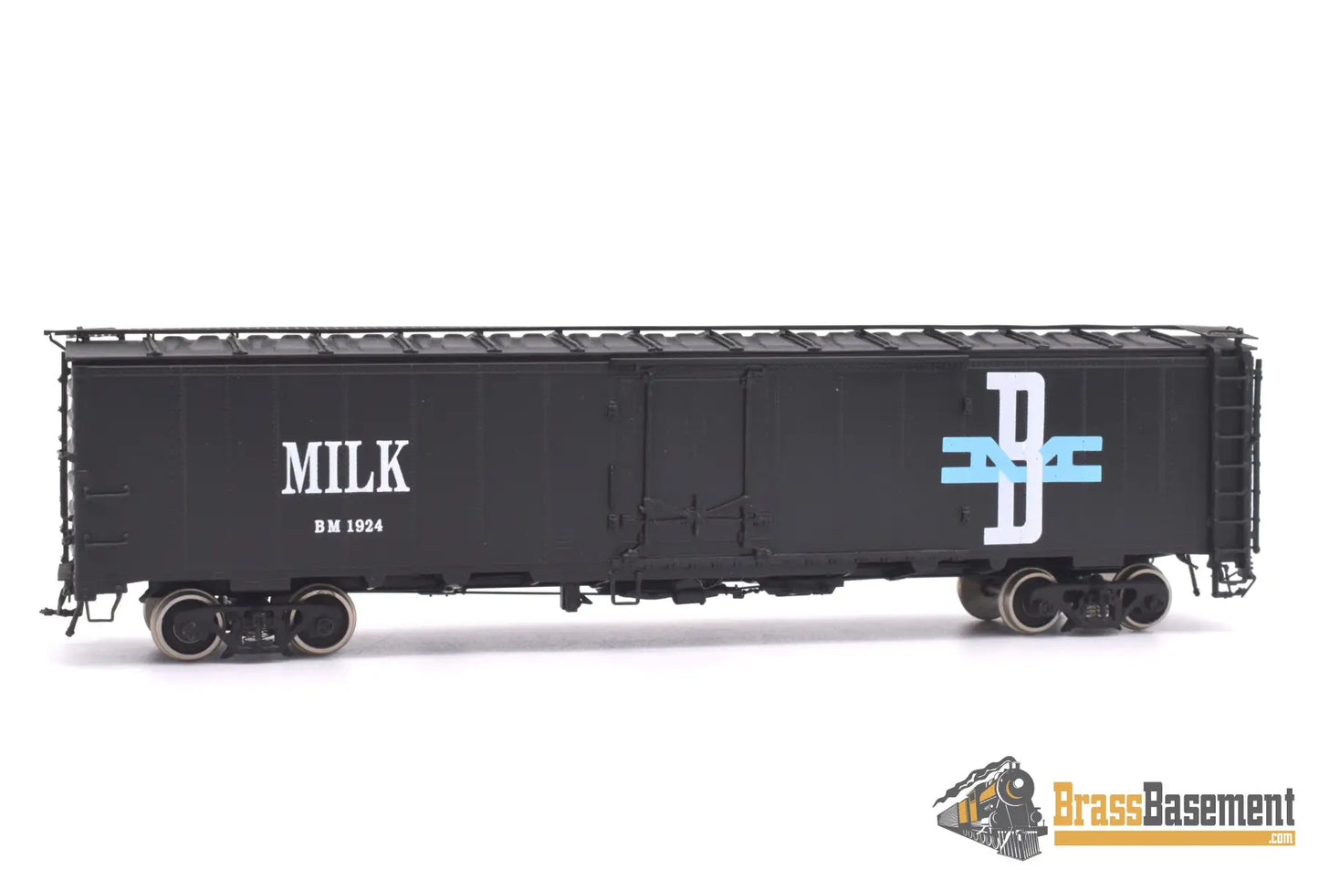 Ho Brass - Cil 2070.1 Boston & Maine 52 Ft Steel Milk Car Factory Paint Passenger