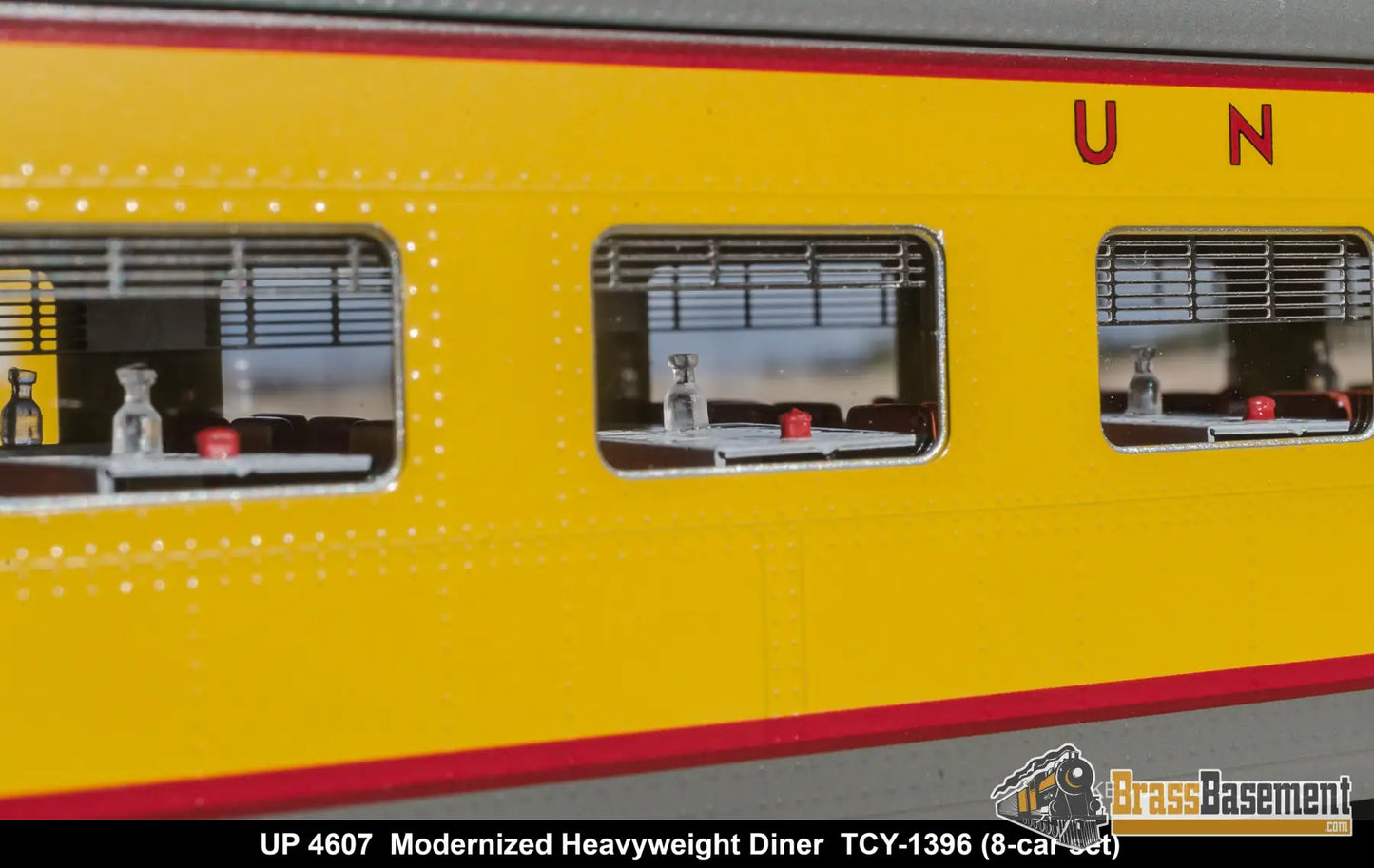 HO Brass - Coach Yard 1396 The Union Pacific ’Portland Rose’ Train - Overland Paint! 8 Cars Brand NEW Passenger