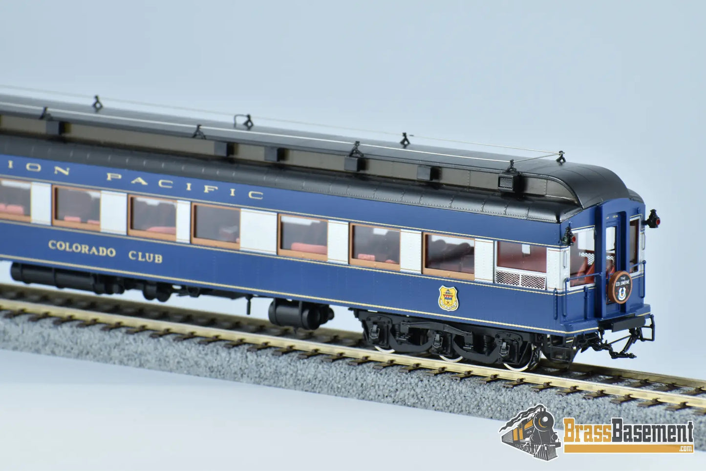 Ho Brass - Coach Yard 20 Years Of Samhongsa Union Pacific ‘Colorado Club’ Solarium Lounge