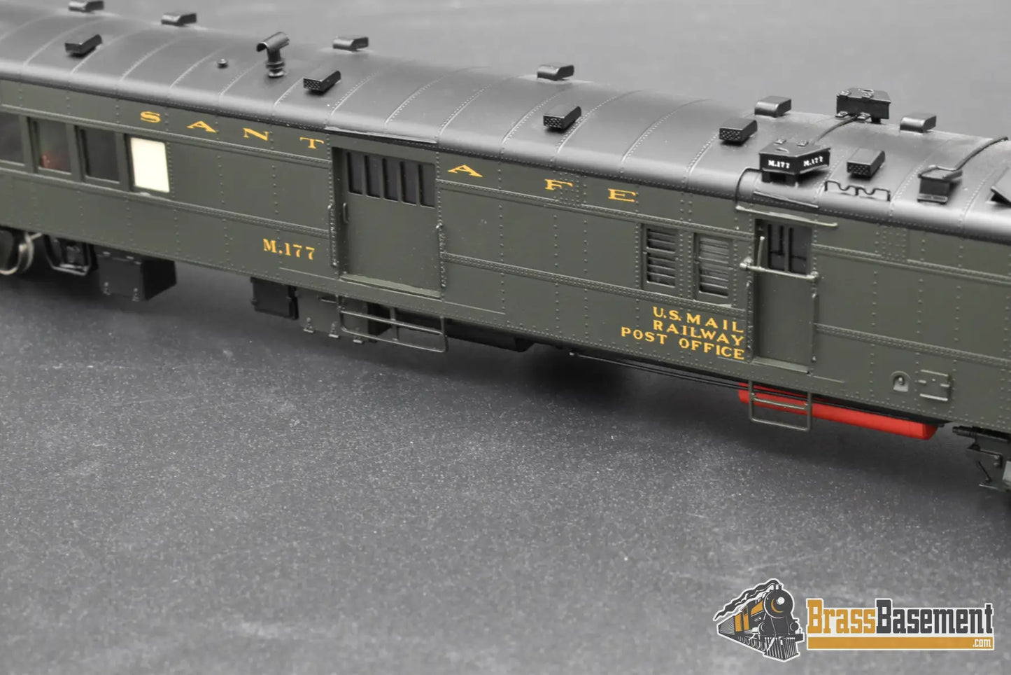 HO Brass – Key Imports Santa Fe ATSF EMD Motor Car M-177 – FP – Zebra Stripe – Mint Passenger