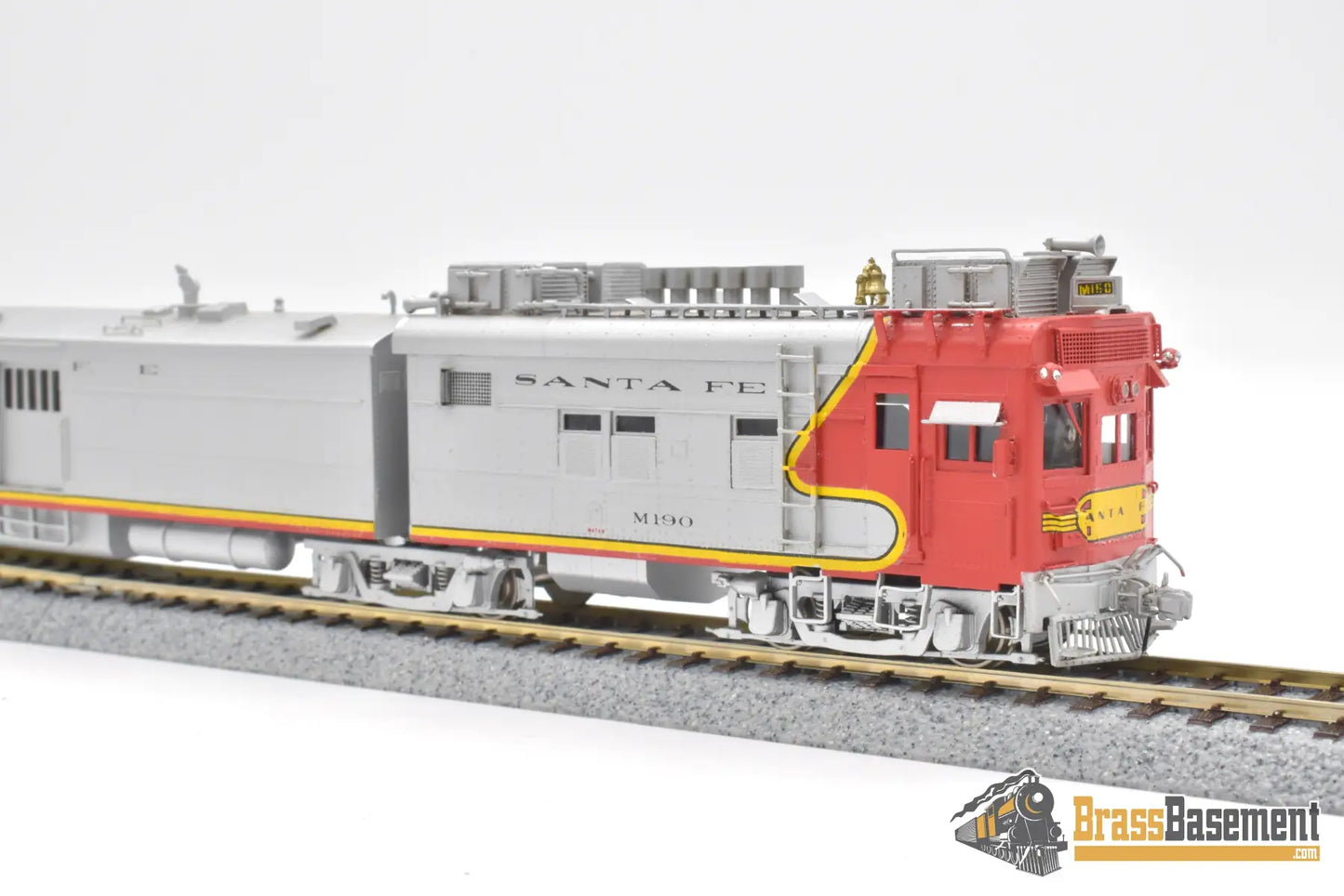 Ho Brass - Key Santa Fe M - 190 Articulated Motor - Car Doodlebug Fm Korea Factory Painted Passenger