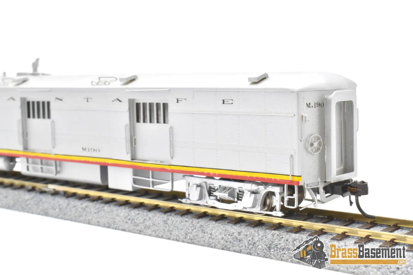 Ho Brass - Key Santa Fe M - 190 Articulated Motor - Car Doodlebug Fm Korea Factory Painted Passenger