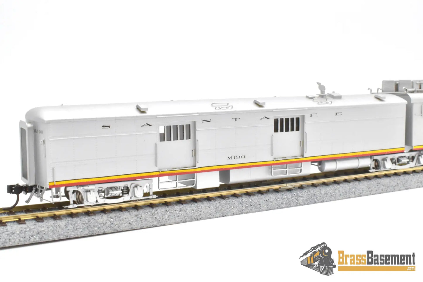 Ho Brass - Key Santa Fe M - 190 Articulated Motor - Car Doodlebug Fm Korea Factory Painted Passenger