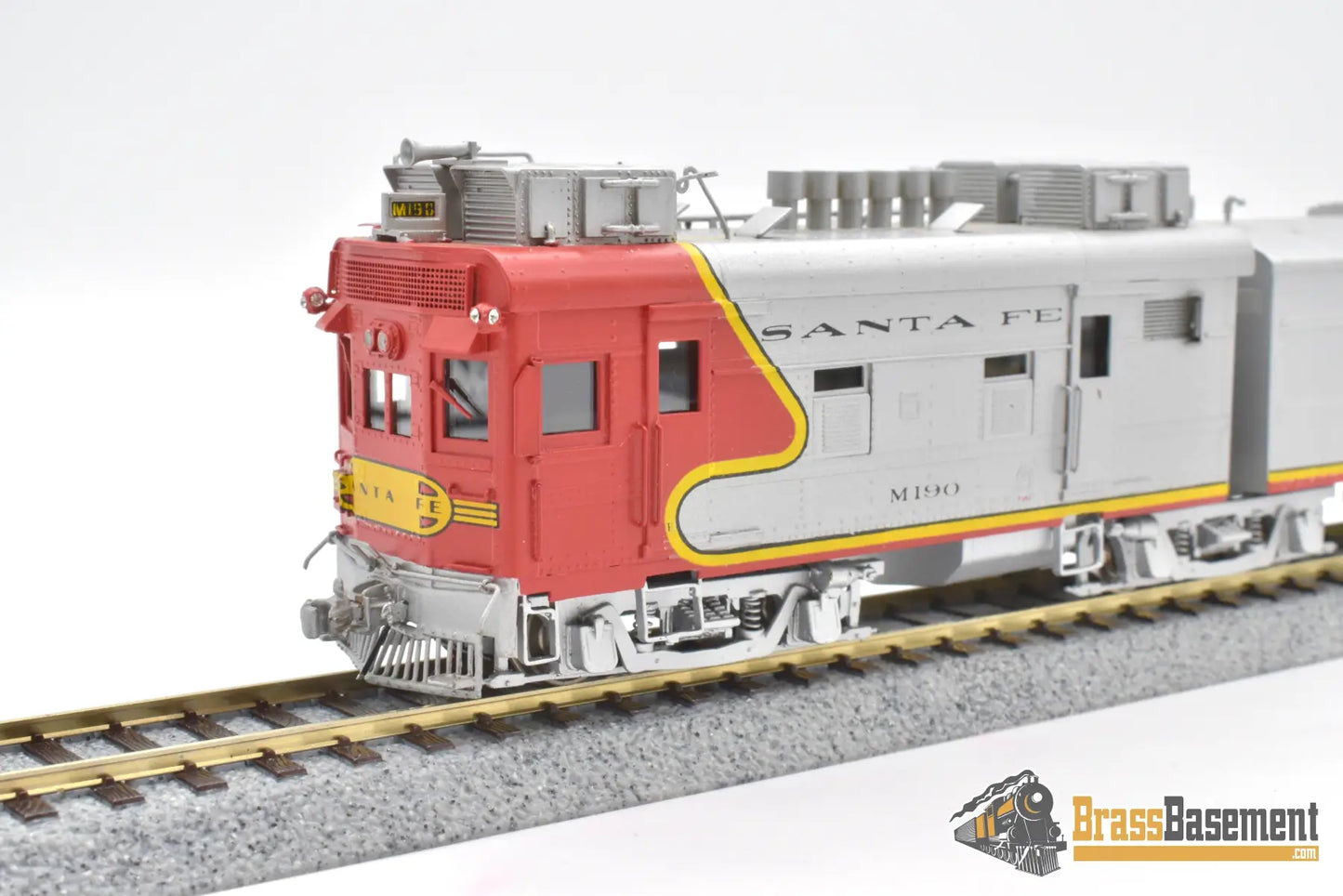 Ho Brass - Key Santa Fe M - 190 Articulated Motor - Car Doodlebug Fm Korea Factory Painted Passenger