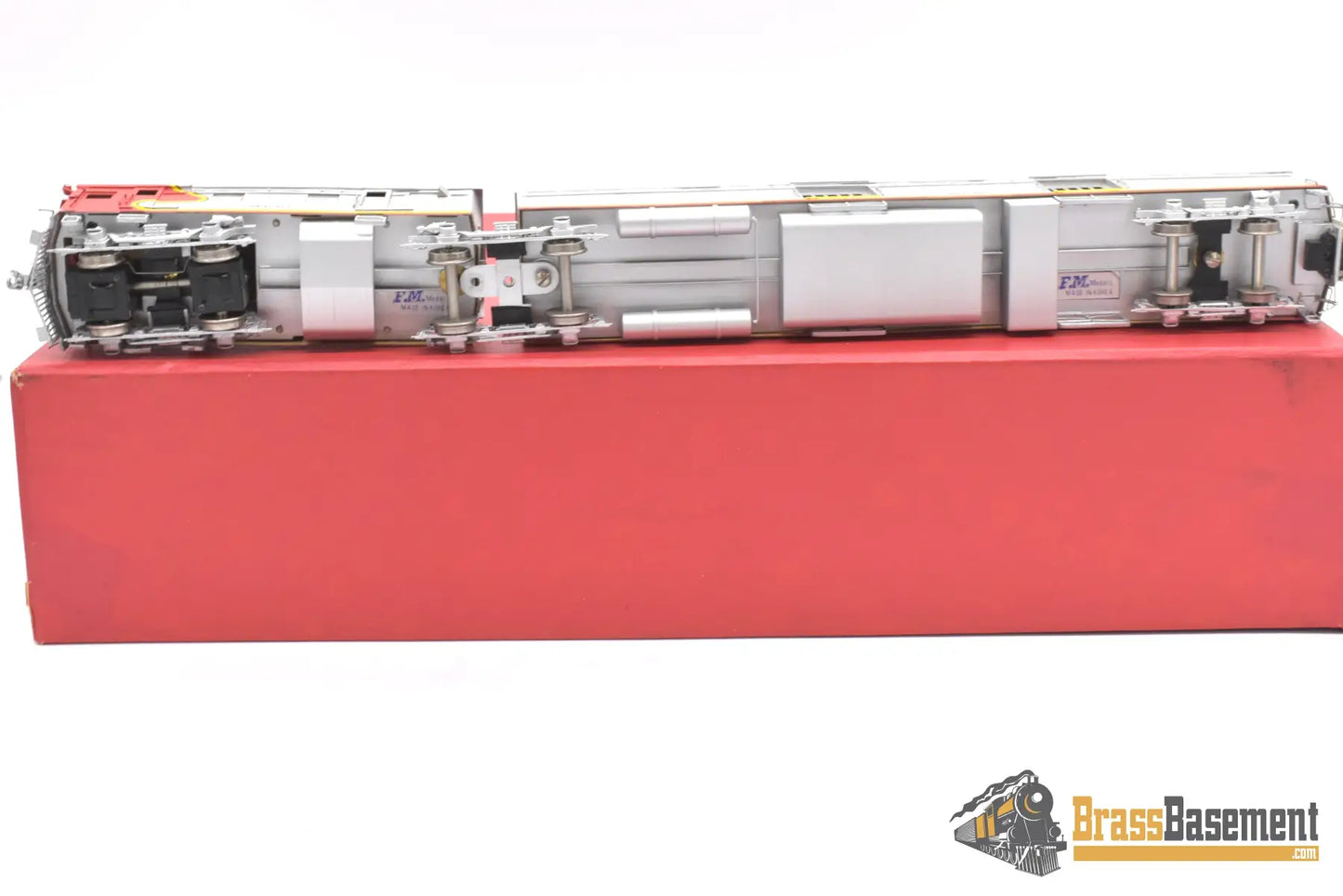 Ho Brass - Key Santa Fe M - 190 Articulated Motor - Car Doodlebug Fm Korea Factory Painted Passenger