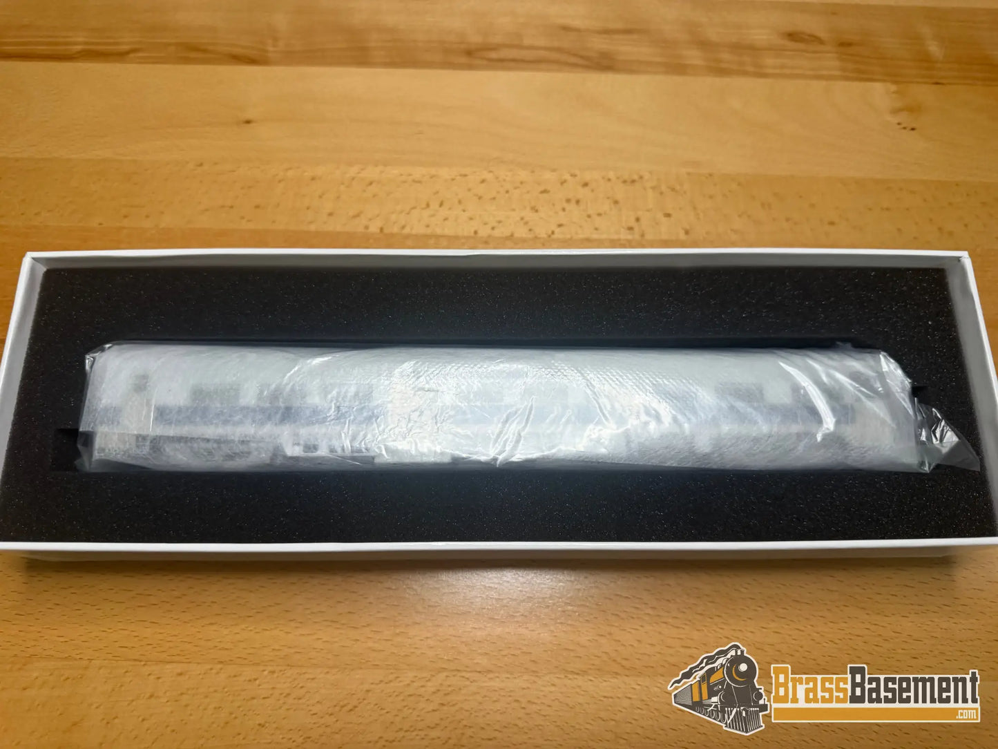 HO Brass - NBL MRL Montana Rail Link Business car ’Silver Cloud’ Version 3c FP Silver Blue - NEW Passenger
