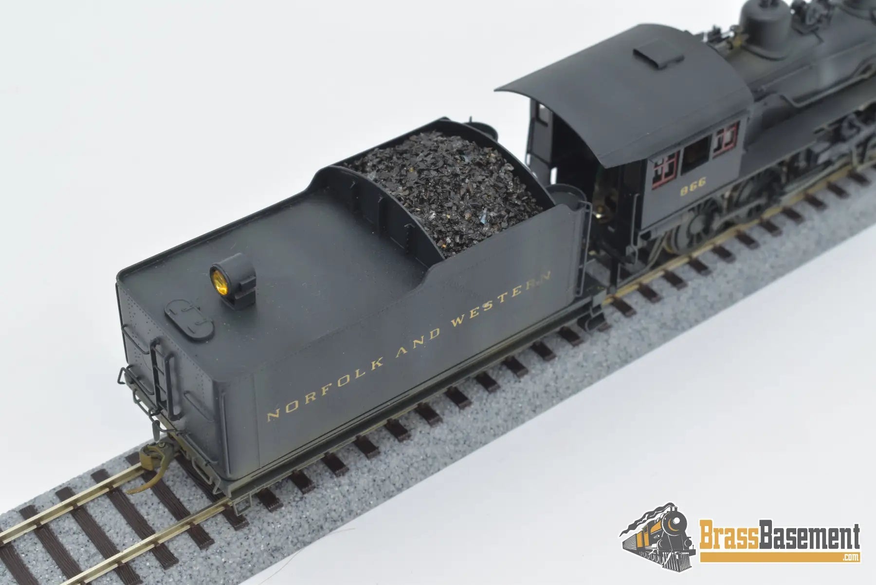 Ho Brass - Nwsl Norfolk & Western W - 2 2 - 8 - 0 W/ Baker Valve Nice Paint Steam