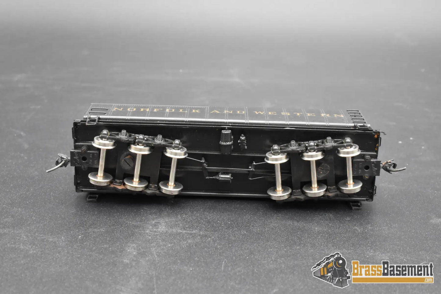 HO Brass – NWSL NWAX72 N&W Auxiliary Tender w/ Lewis T-27 Trucks – Painted Black – Japan – Mint Freight