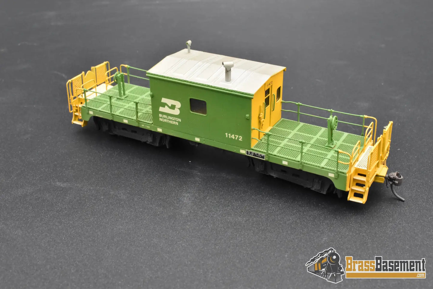HO Brass – OMI 1130 BN Burlington Northern Transfer Caboose – #11472 – F/P – Mint Caboose