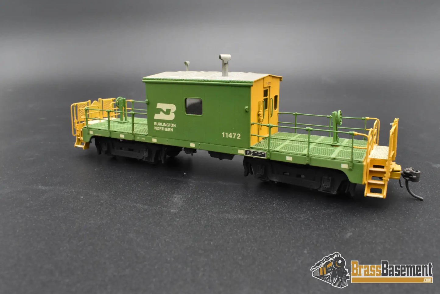 HO Brass – OMI 1130 BN Burlington Northern Transfer Caboose – #11472 – F/P – Mint Caboose