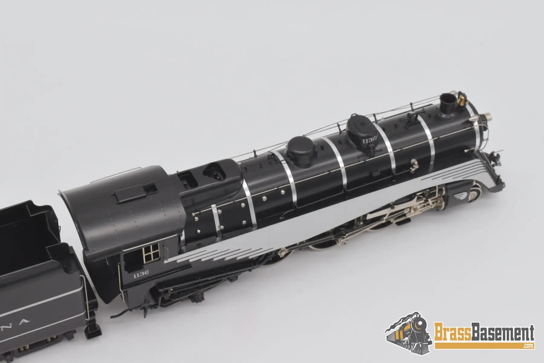 Ho Brass - Omi 1537.1 Dl&W Delaware Lackawanna & Western N-12A 4-6-2 Streamlined #1136 Black/Chrome