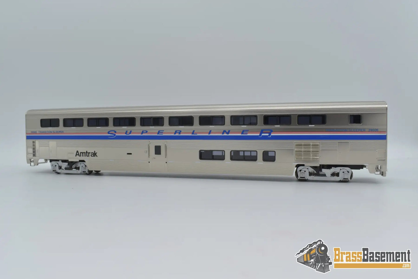 Ho Brass - Omi 3335.1 Amtrak Superliner Ii Transition Sleeper #39006 Factory Paint Passenger