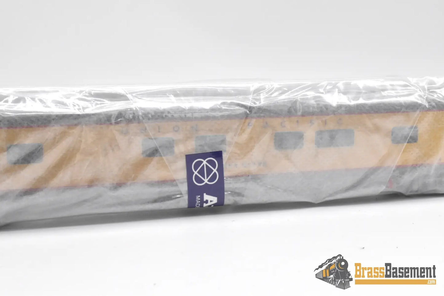 HO Brass - OMI 3405.1 Union Pacific UP ‘Feather River’ #114 Business Car - Interior & Lights - FP Passenger