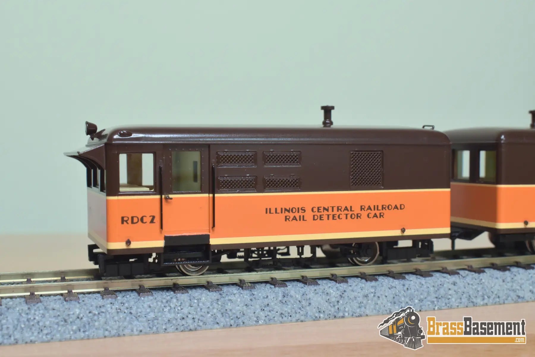 HO Brass - OMI 4306.1 IC Illinois Central - Magnetic Rail Defect Detector #RDC2 Diesel