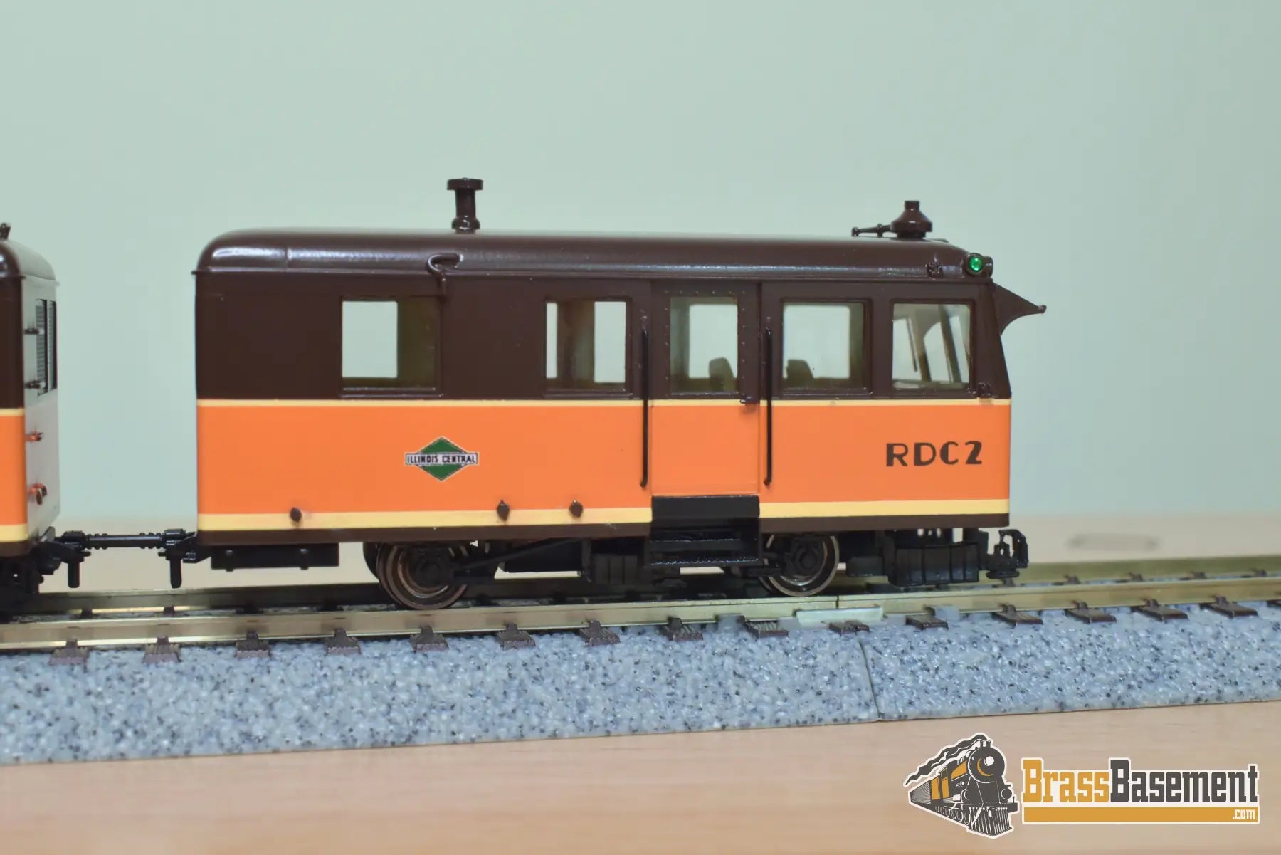 HO Brass - OMI 4306.1 IC Illinois Central - Magnetic Rail Defect Detector #RDC2 Diesel