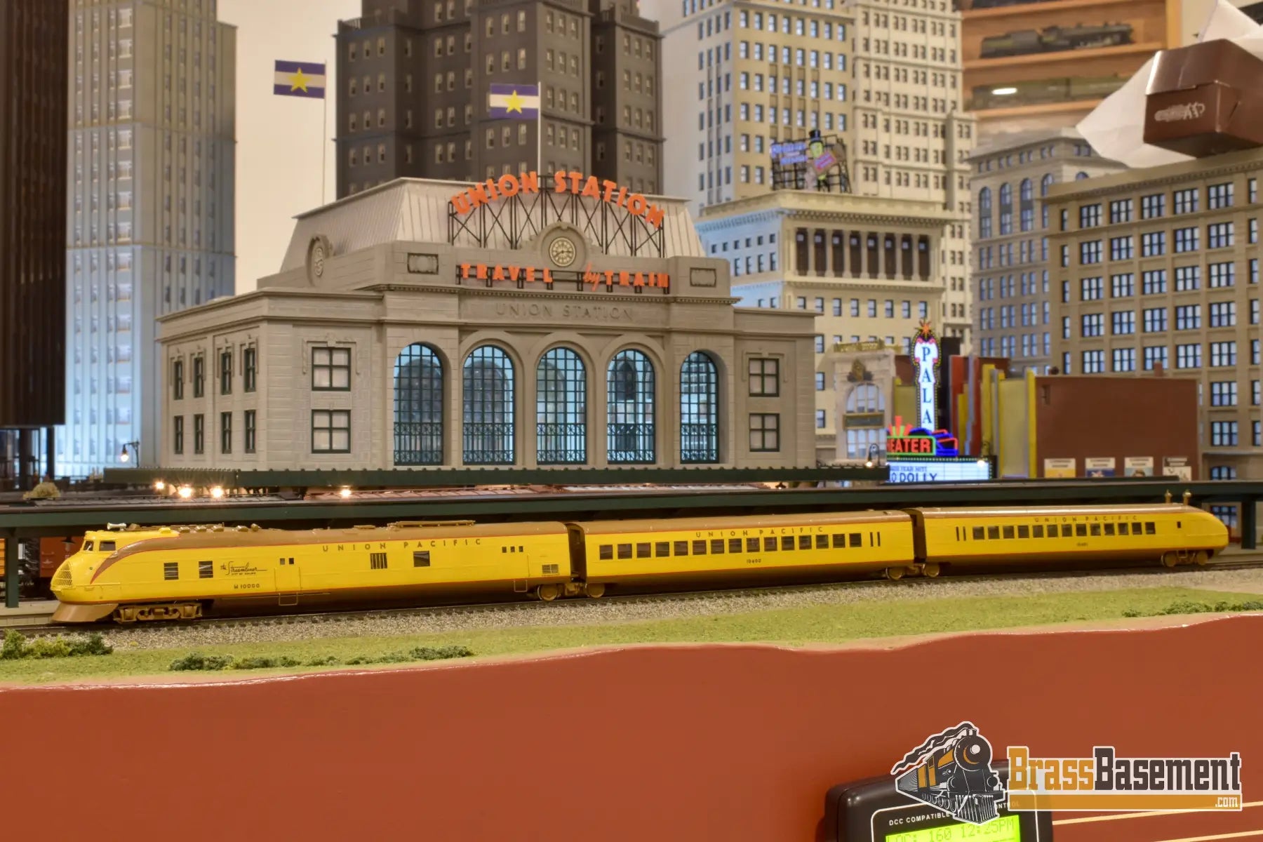 Ho Brass - Omi 5197.1 Union Pacific Up ’City Of Salina’ M - 10000 3 Car Set Cpomi Passenger