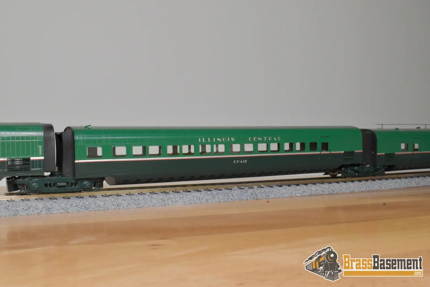 HO Brass - OMI 5445.1 Illinois Central IC ’Green Diamond’ Passenger Set - C/POMI - Ajin Passenger