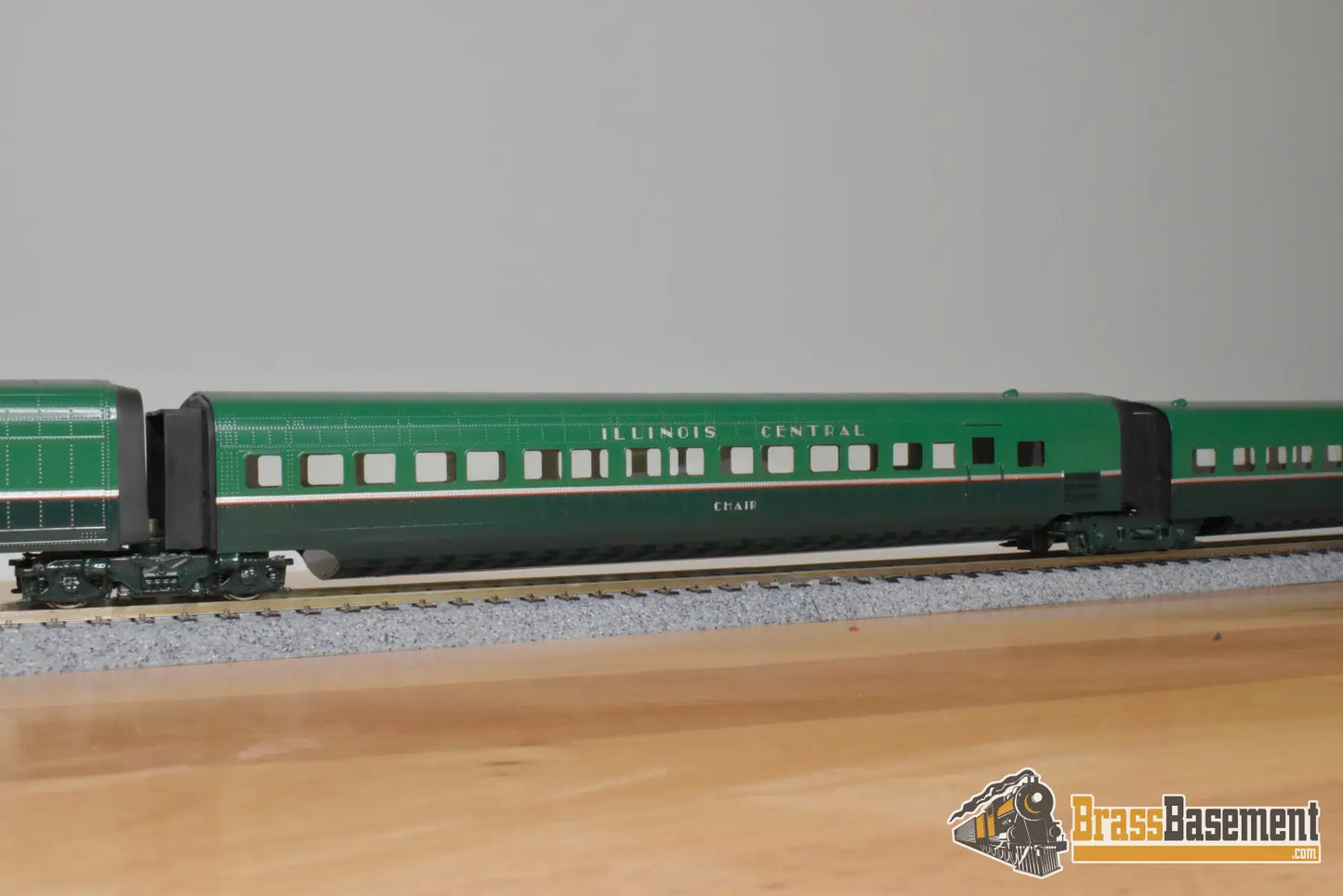 HO Brass - OMI 5445.1 Illinois Central IC ’Green Diamond’ Passenger Set - C/POMI - Ajin Passenger