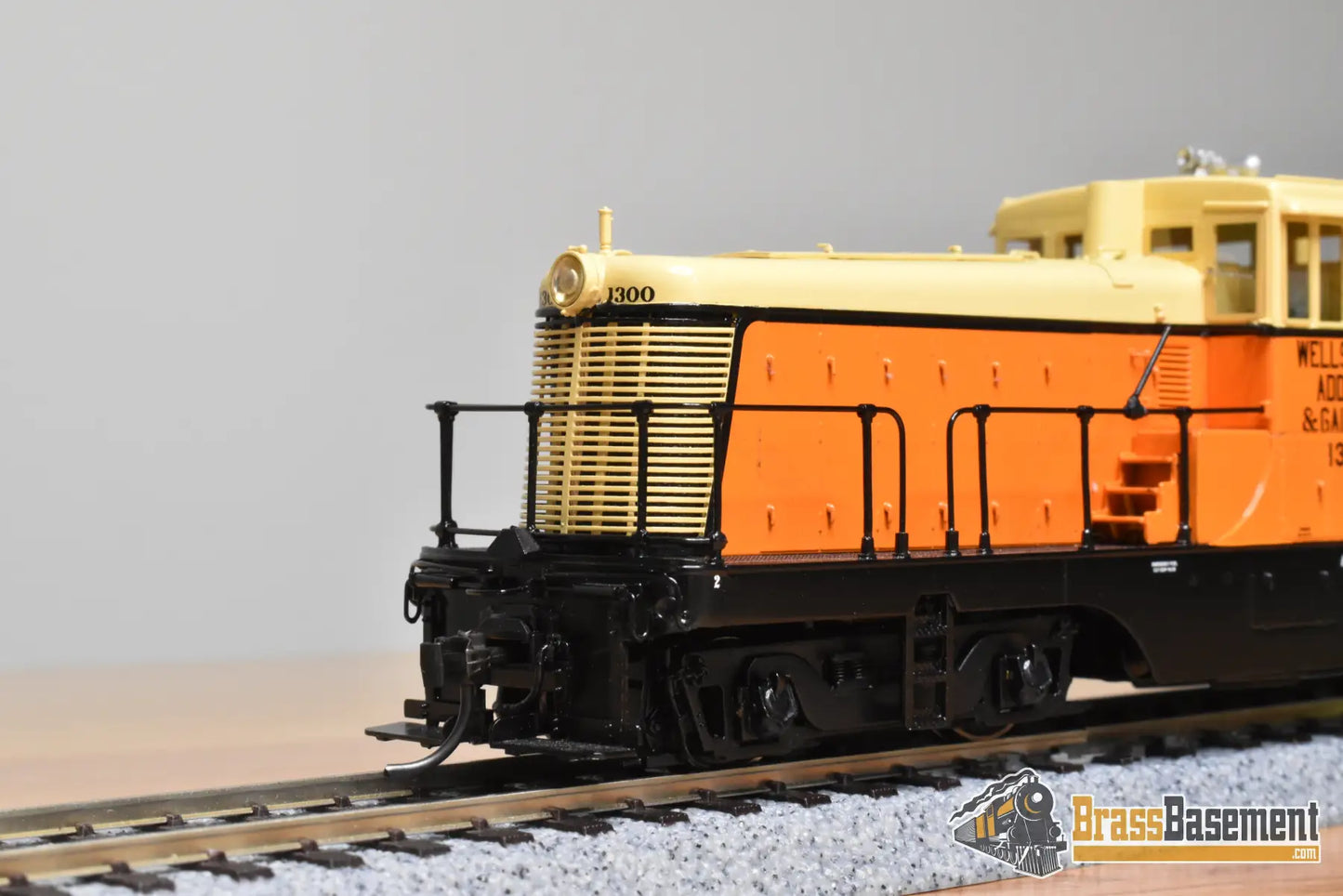HO Brass OMI 5498.2 Overland WAG Wellsville Addison and Galeton 132 Ton Centercab Diesel #1300 Diesel