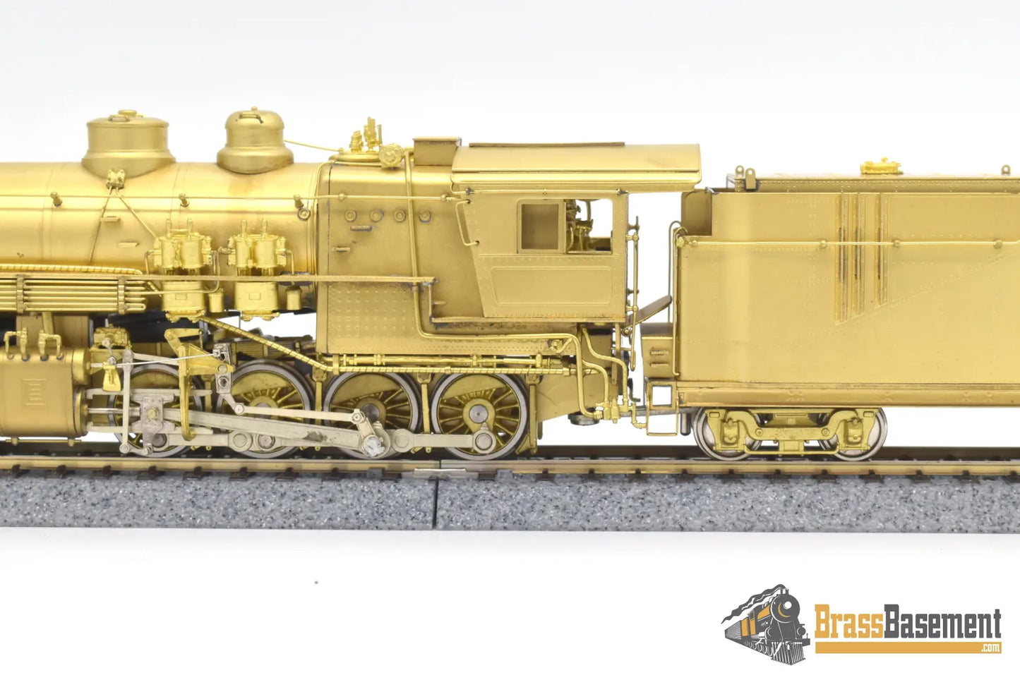 Ho Brass - Oriental Great Northern Gn M - 2 2 - 6 - 8 - 0 Slant/Sport Cab Unpainted Nob Steam