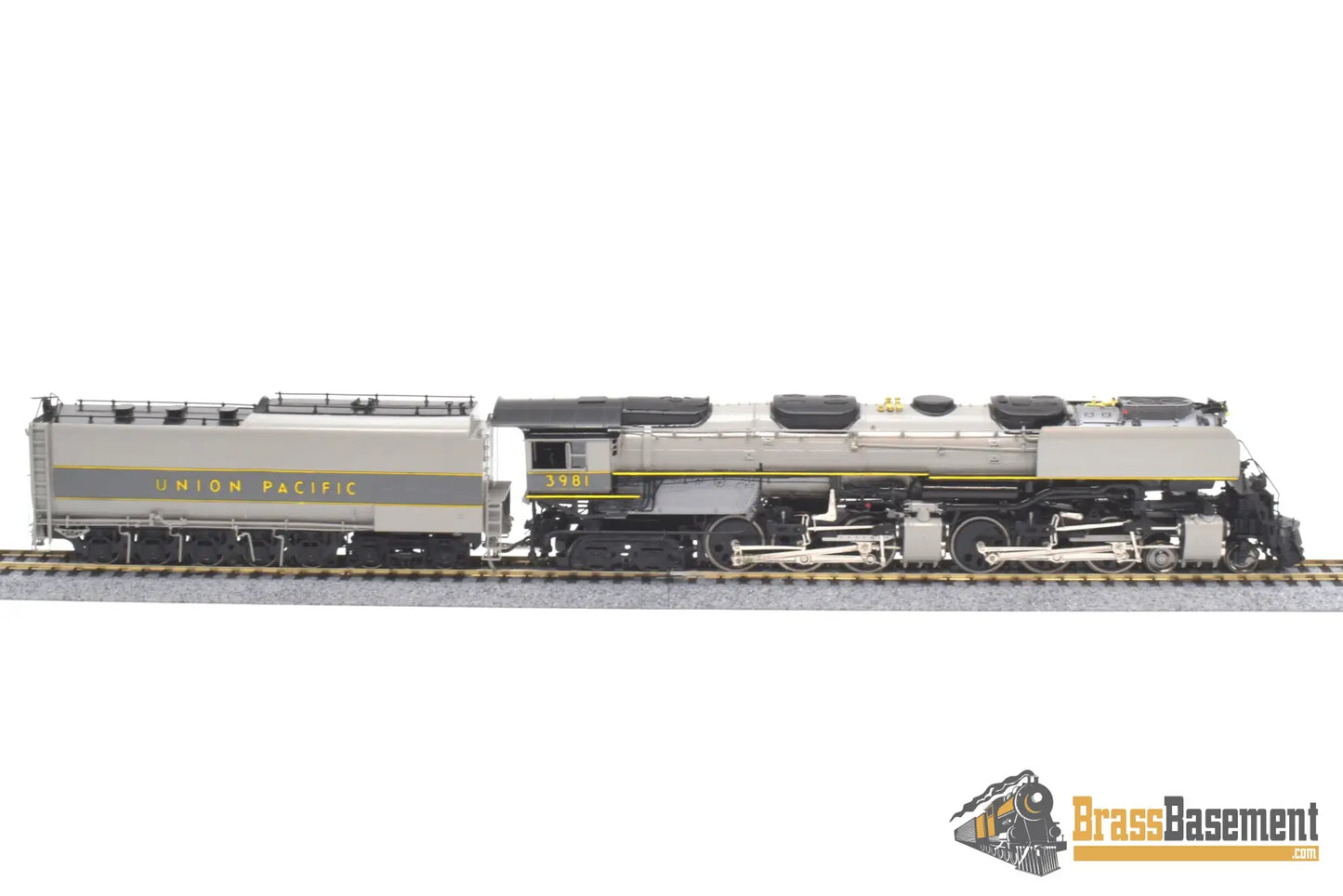 Ho Brass - Overland Omi 1592.1 Union Pacific Challenger 4 - 6 - 6 - 4 Grayhound #3981 Steam