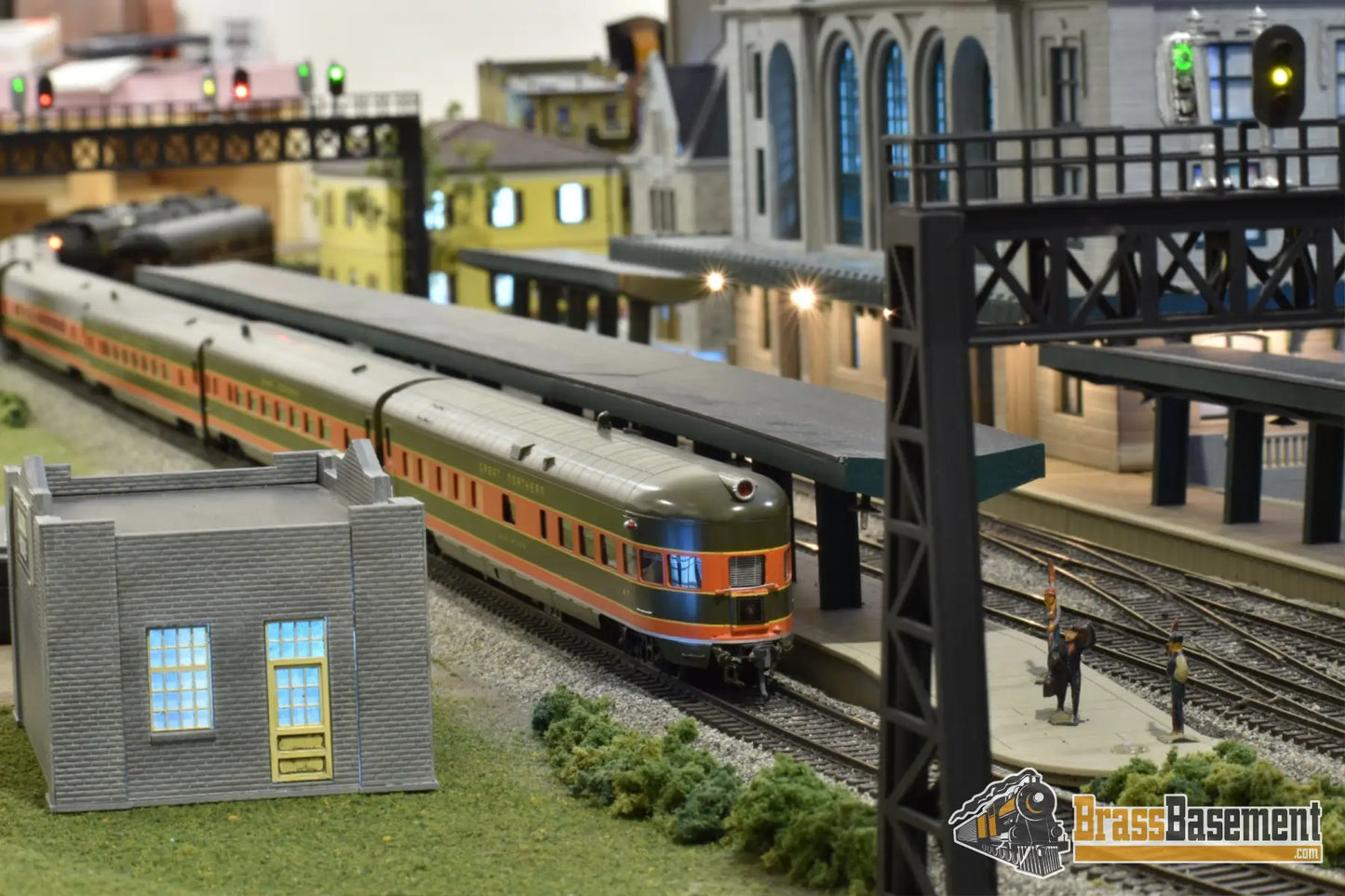 Ho Brass - Palace Car Company Great Northern Gn ’Red River’ 5 Passenger Train Interior & Pro Paint
