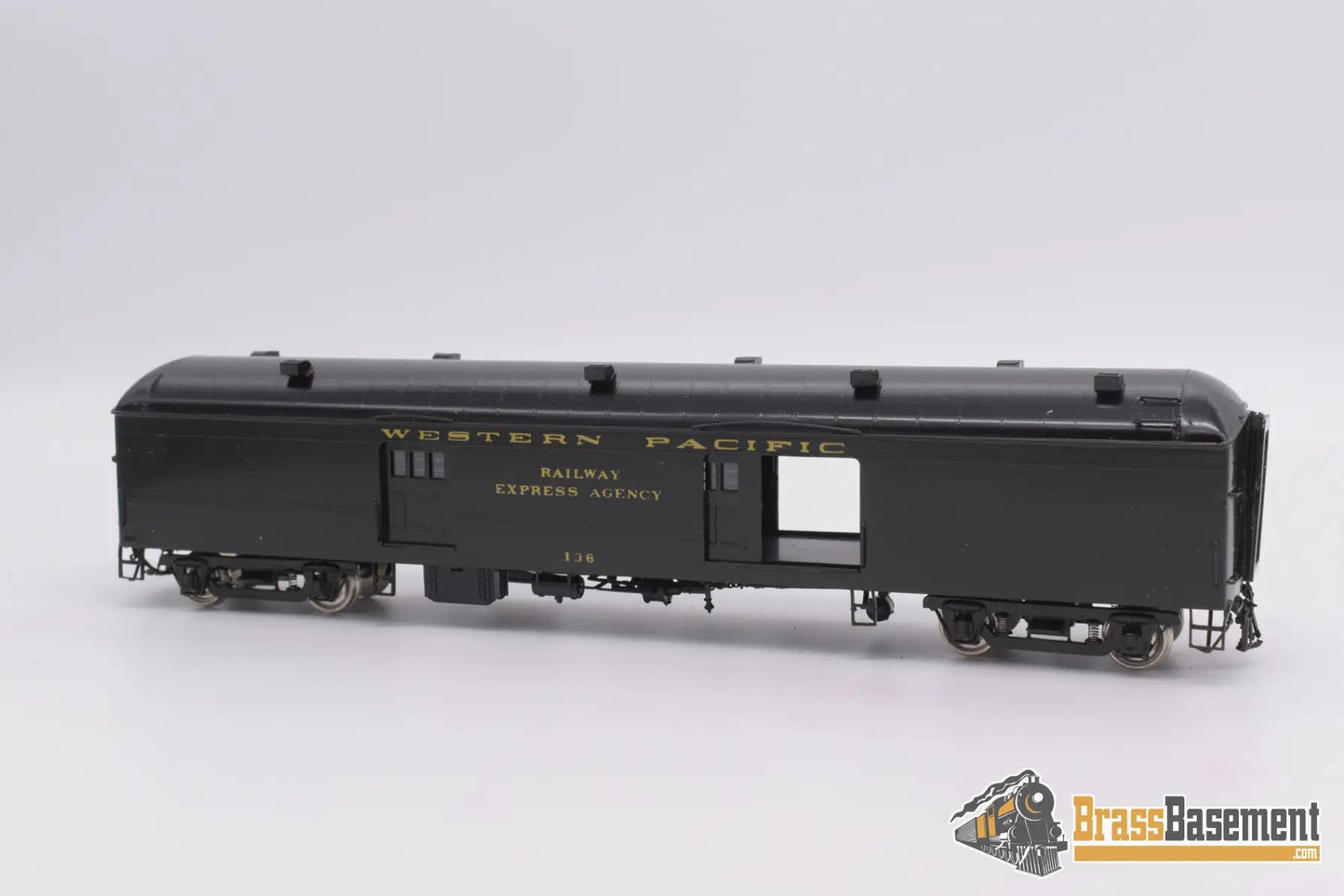 Ho Brass - Psc 16664 - 1 Western Pacific Double Door Baggage Factory Paint Passenger