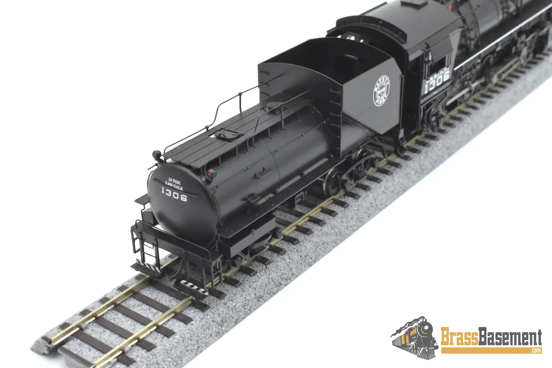 HO Brass - PSC 17042-1 DM&IR 2-8-2 Black Boiler #1306 Coffin FWH - RARE Steam