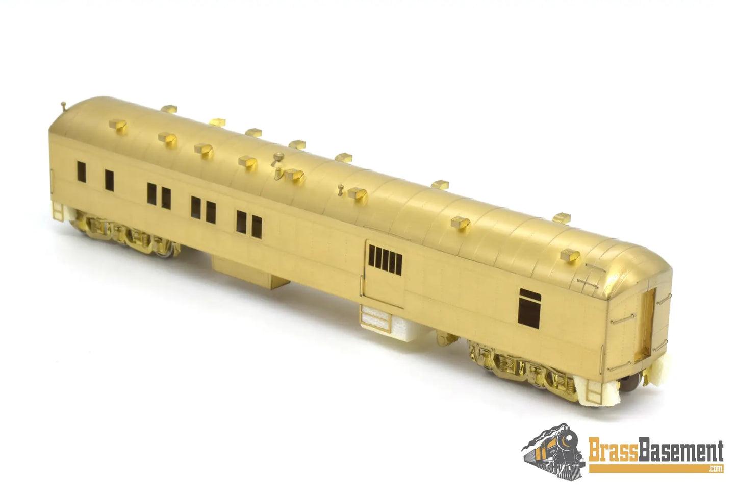 Ho Brass - Tcy 0244 Union Pacific 69’ Harriman Baggage - Dormitory #2760 - 2766 Unpainted Passenger