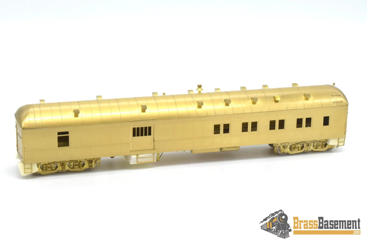 Ho Brass - Tcy 0244 Union Pacific 69’ Harriman Baggage - Dormitory #2760 - 2766 Unpainted Passenger