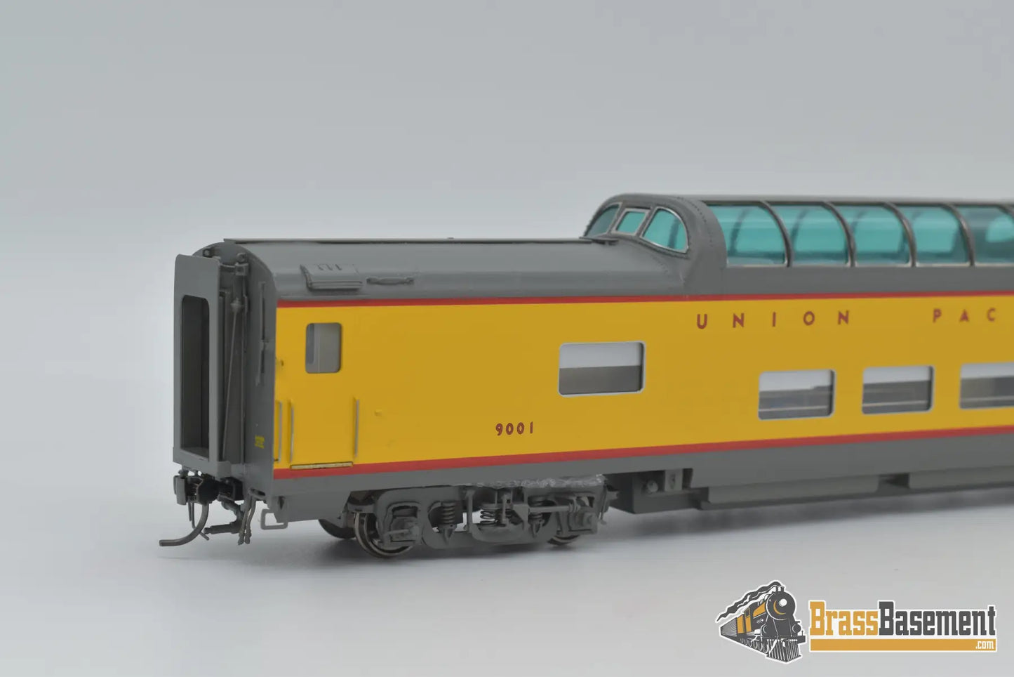 Ho Brass - Tcy 1382.10 Union Pacific Dome Observation Car #9001 - Factory Paint & Tail Light