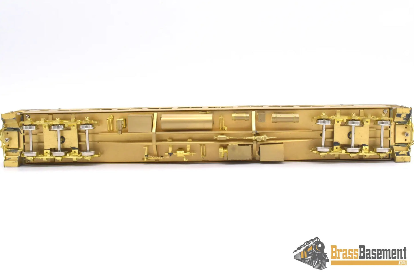 Ho Brass - W&R Northern Pacific Arch Window Coach #1206 - 1227 Unpainted Passenger
