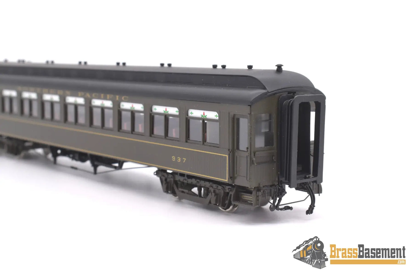 Ho Brass - W&R Northern Pacific First Class Coach #937 - Pullman Green W/ Gold Pinstripes Passenger