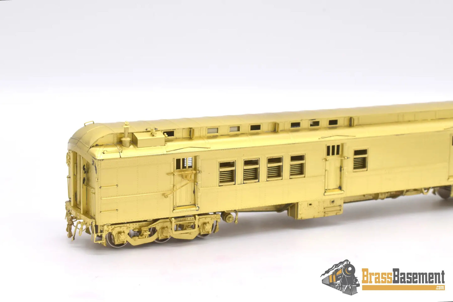 Ho Brass - W&R Northern Pacific Mail & Express Car W/ Center Door Unpainted Passenger