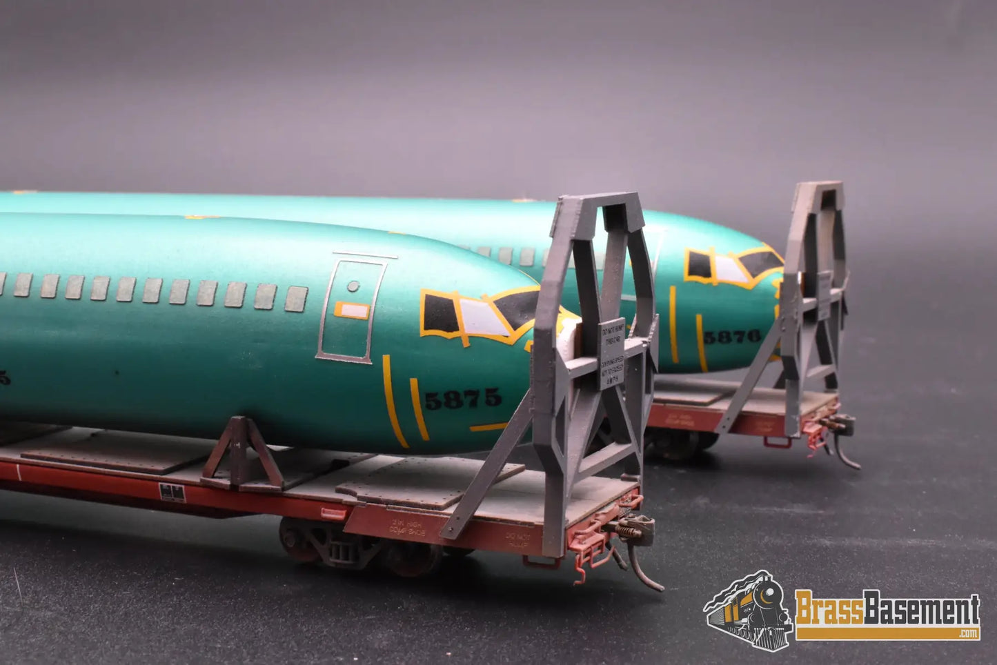 HO Custom Trains - DC-10 Fuselage Car Set - Two Idler Flats and Two Fuselage Flat Cars - Custom Paint Freight