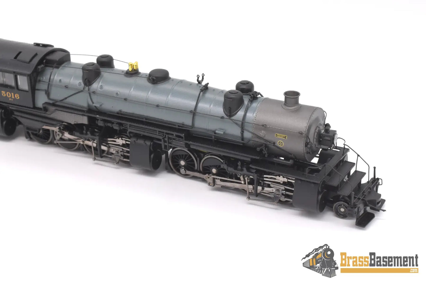 Ho Scale Plastic - Mth 2 - 8 - 8 - 8 - 2 Triplex Steam Engine #5016 Russian Iron Boiler W/Proto -