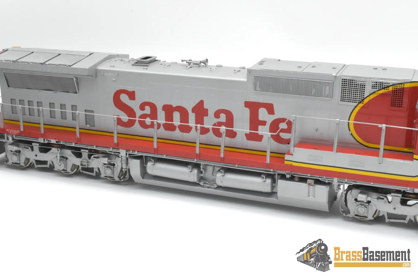 O Brass - OMI 0455.1 Santa Fe ATSF C40-8W #825 - F/P No Box - Damaged Diesel