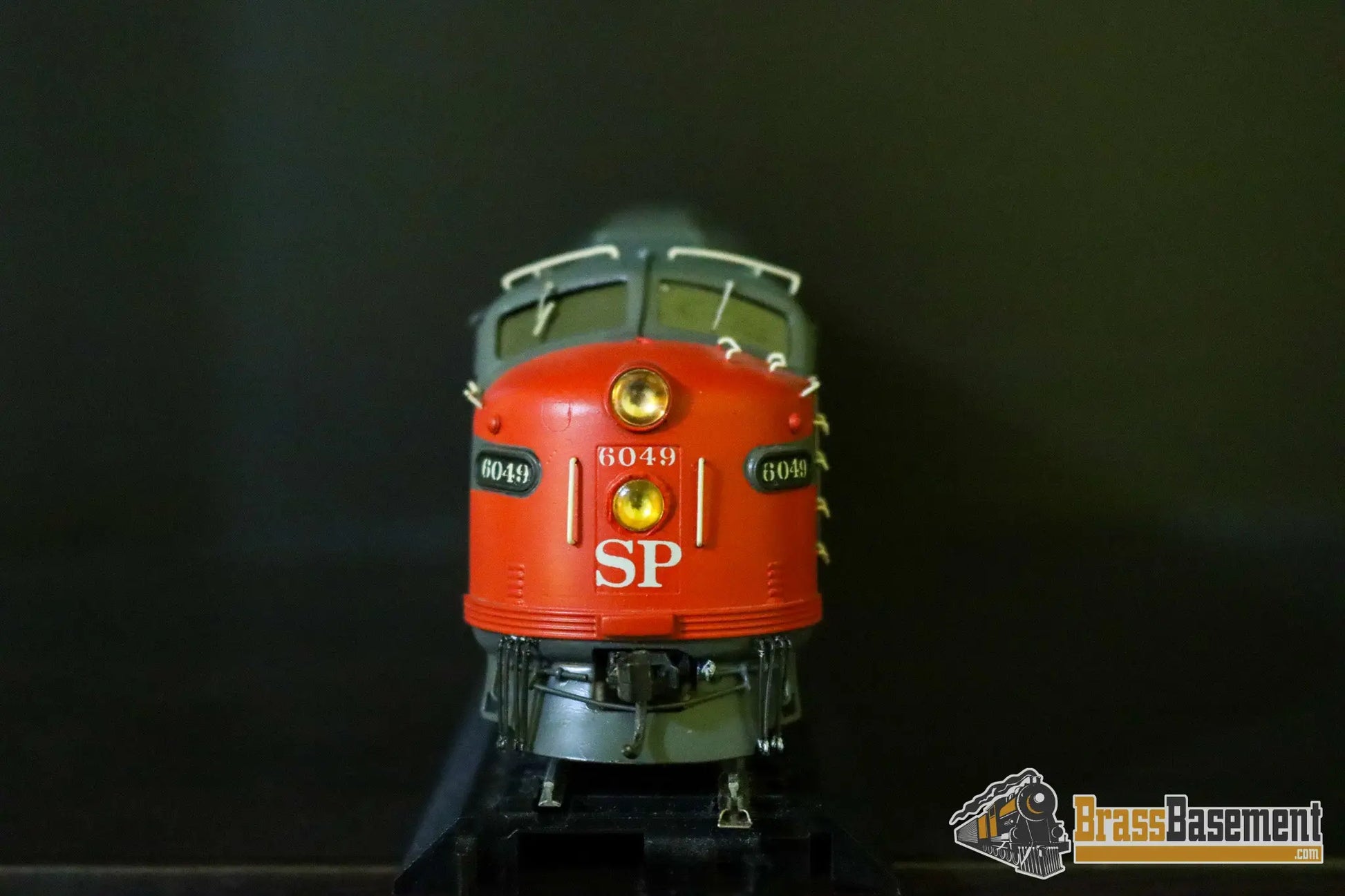 Budget Brass Balboa Distributors Southern Pacific SP E8A Nice Custom Paint Diesel