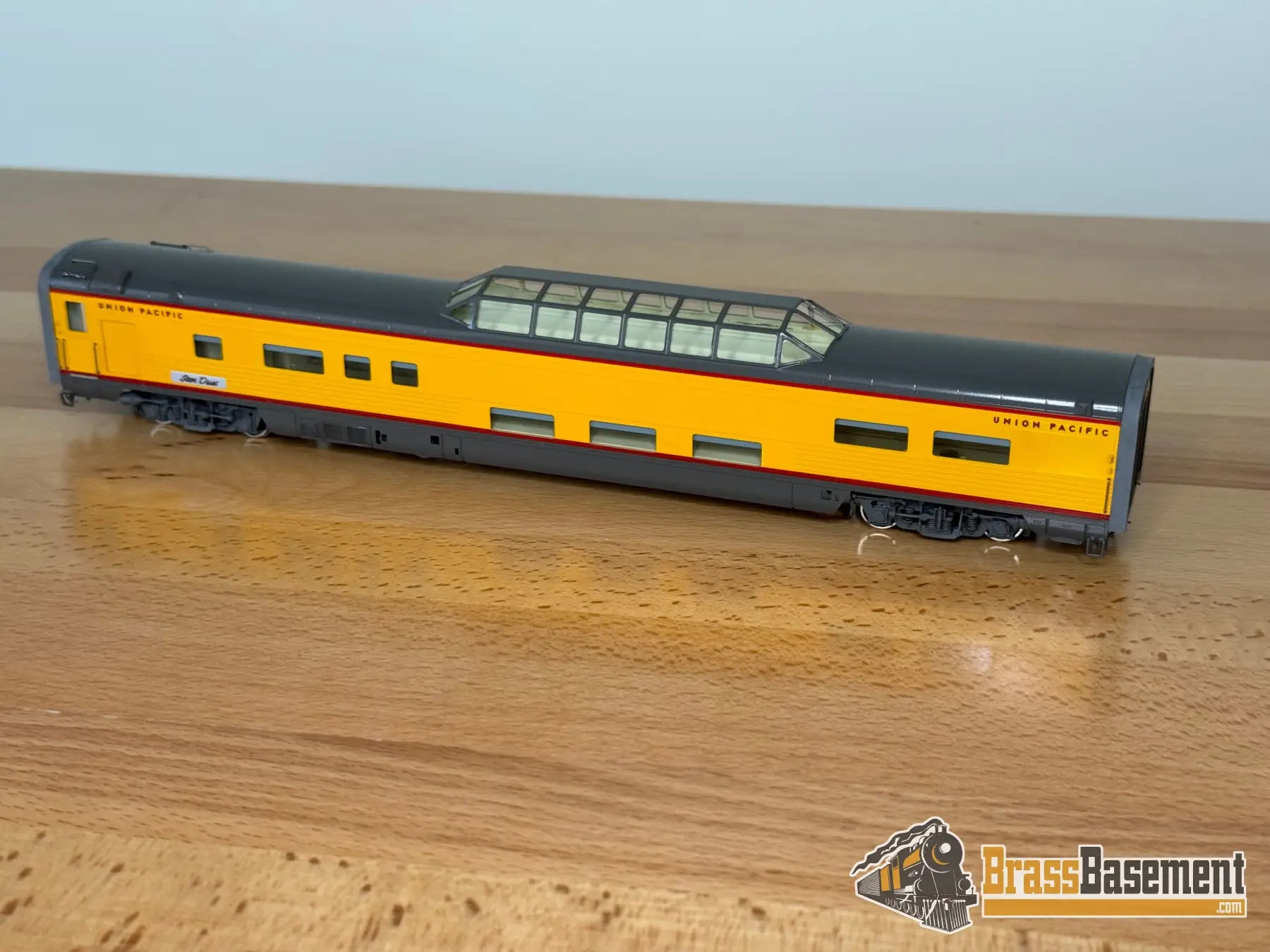 Ho Brass - Challenger Imports Cil 2207.1 Union Pacific ‘Train Of Tomorrow’ E7A #988 And 4 Dome