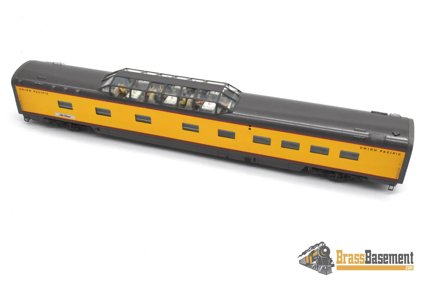 HO Brass - Challenger Imports CIL 2207.1 Union Pacific ‘Train of Tomorrow’ - E7A #988 and 4 Domes - SUPER CUSTOM