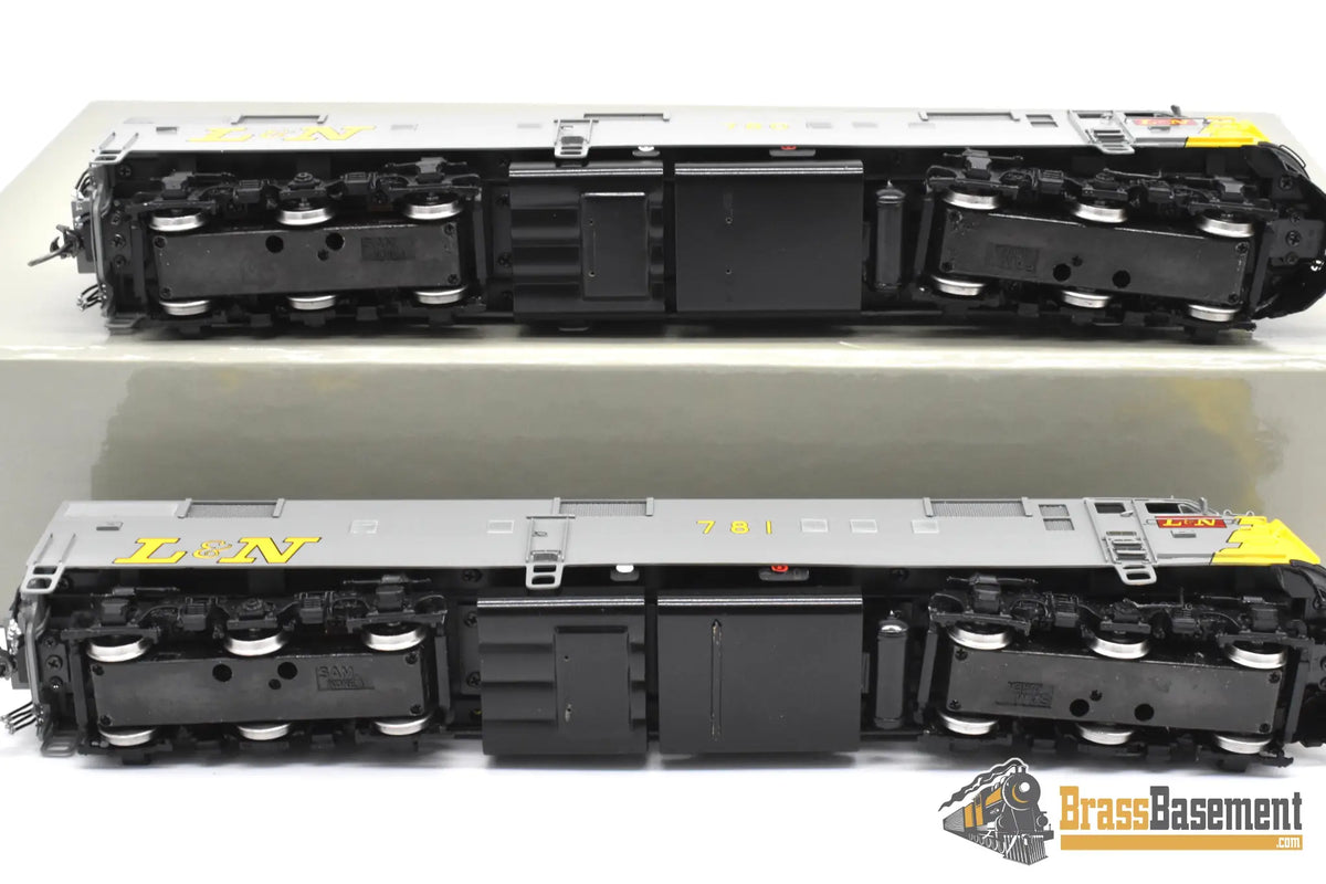 HO Brass - Challenger Imports CIL 2444.1 Louisville & Nashville E-7 A-A set Boo-Rim - F/P DCC/Sound - Diesel