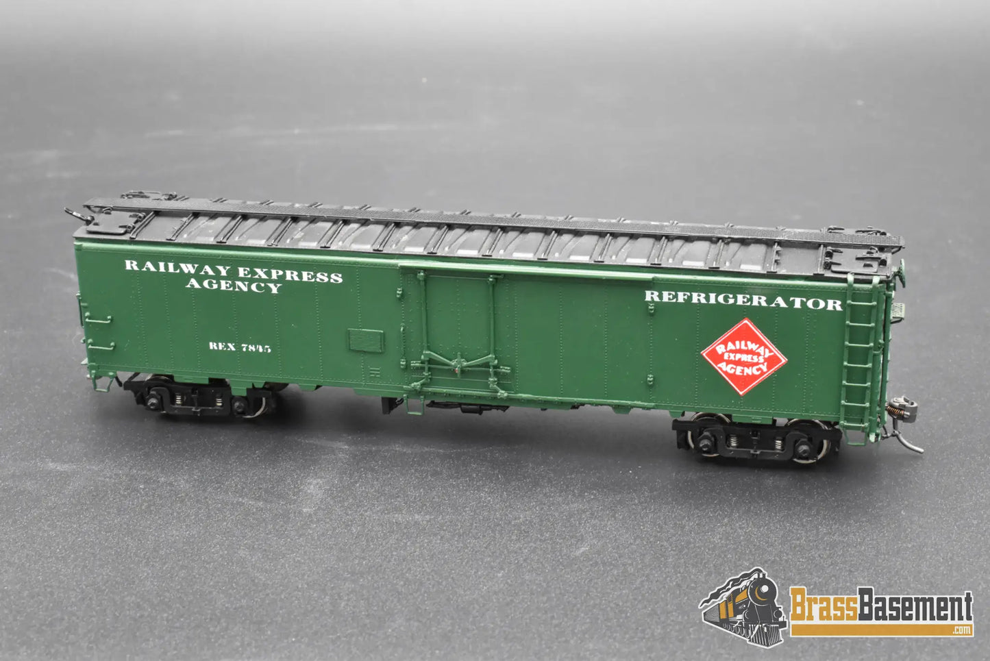 HO Brass – 2068.1 REA Railway Express Agency Refrigerator Car – F/P – Mint Freight Car