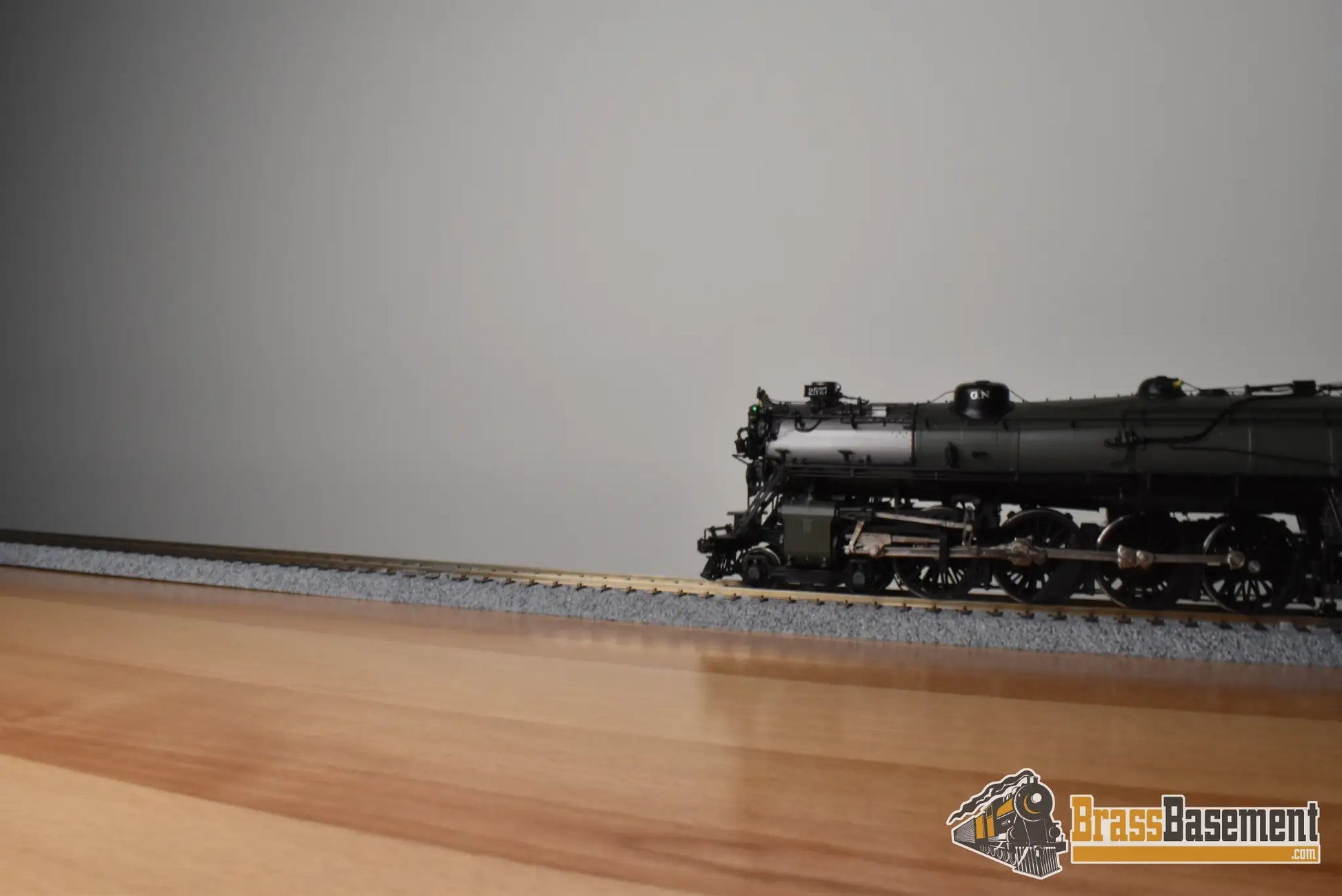 HO Brass - CIL 2202.1 Great Northern GN S-2 4-8-4 #2577 Glacier Park VESTIBULE Cab - Samhongsa Steam
