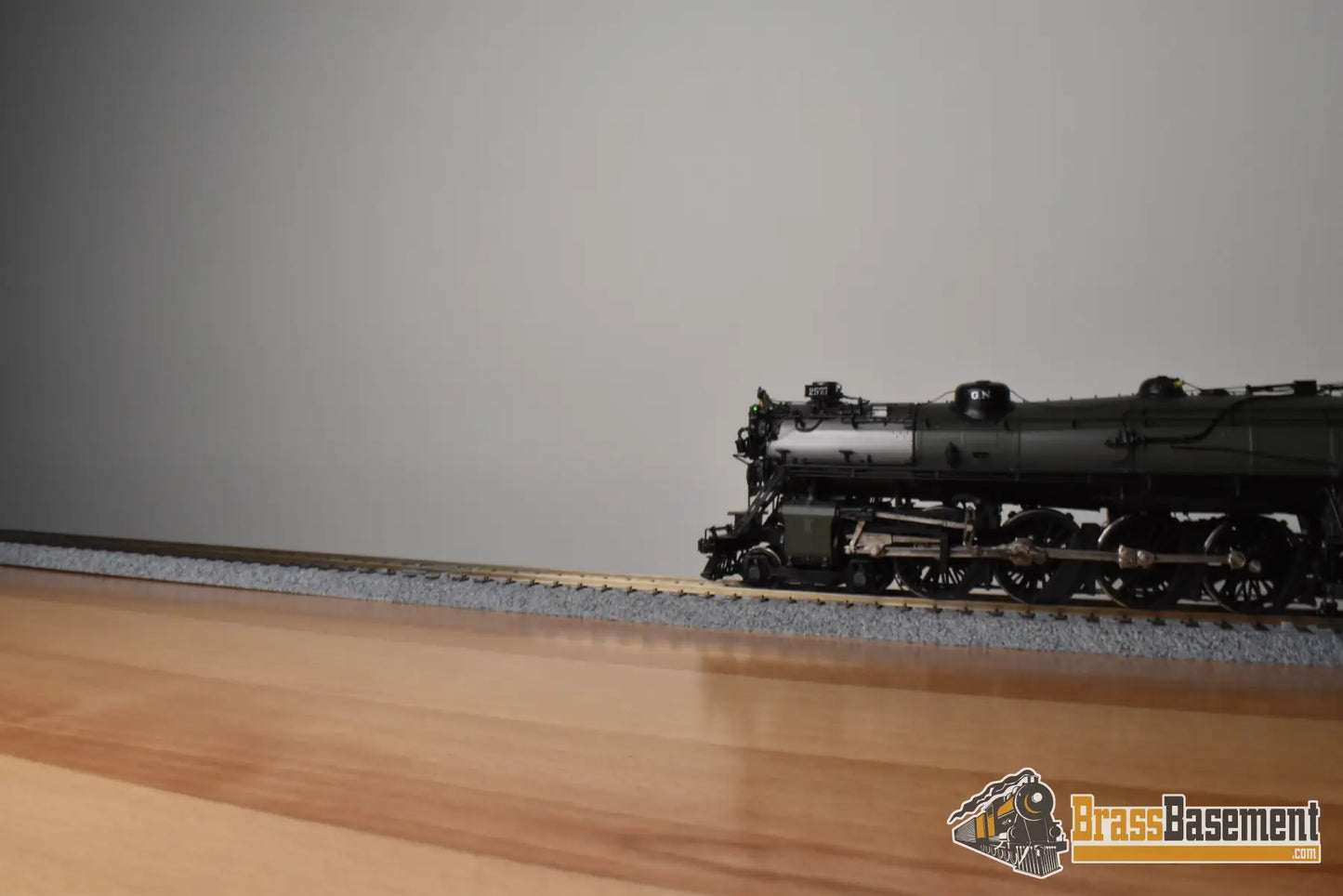 HO Brass - CIL 2202.1 Great Northern GN S-2 4-8-4 #2577 Glacier Park VESTIBULE Cab - Samhongsa Steam