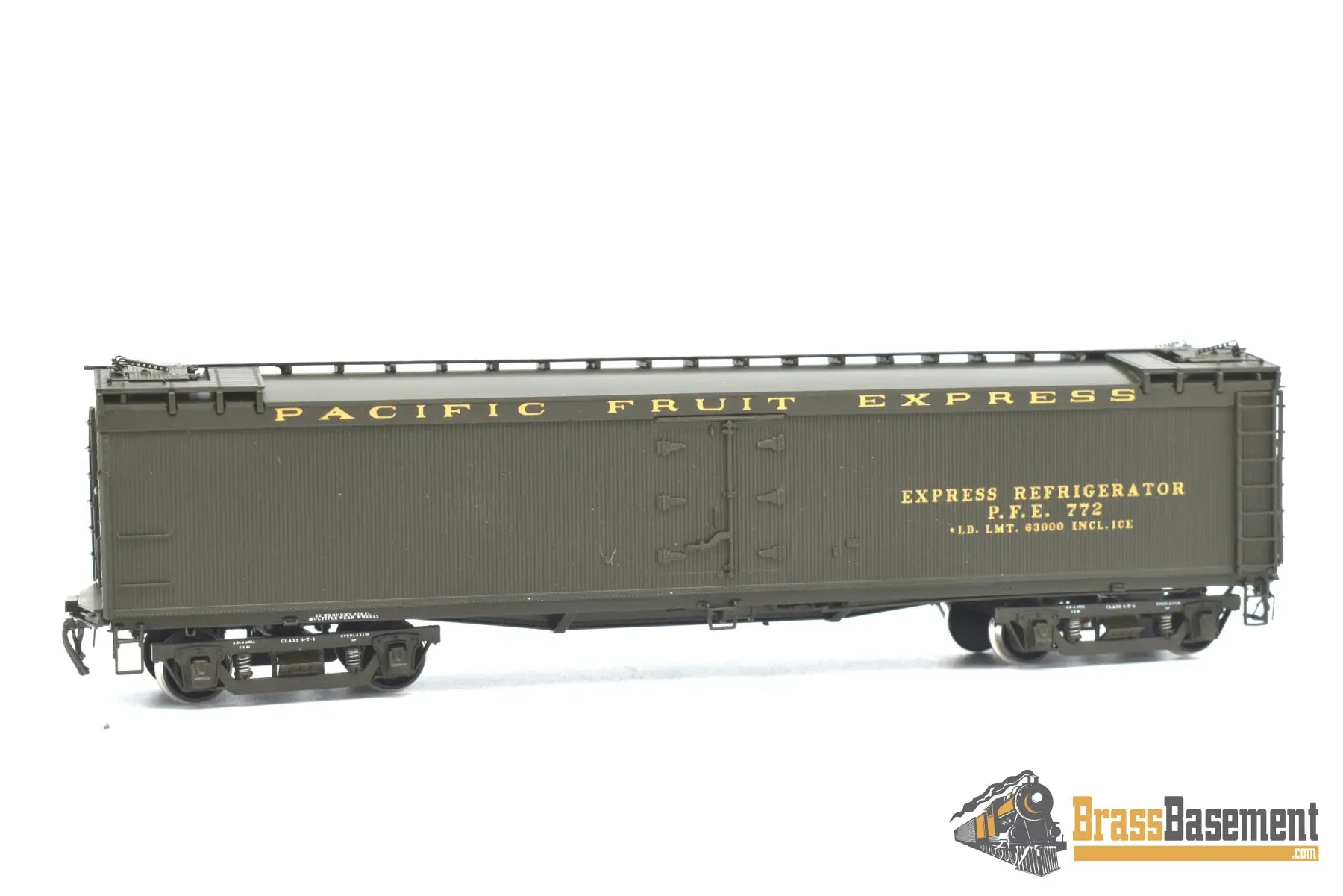 Ho Brass - Cil 2529.1 Pacific Fruit Express Refrigerator Car Early Version Factory Paint Passenger